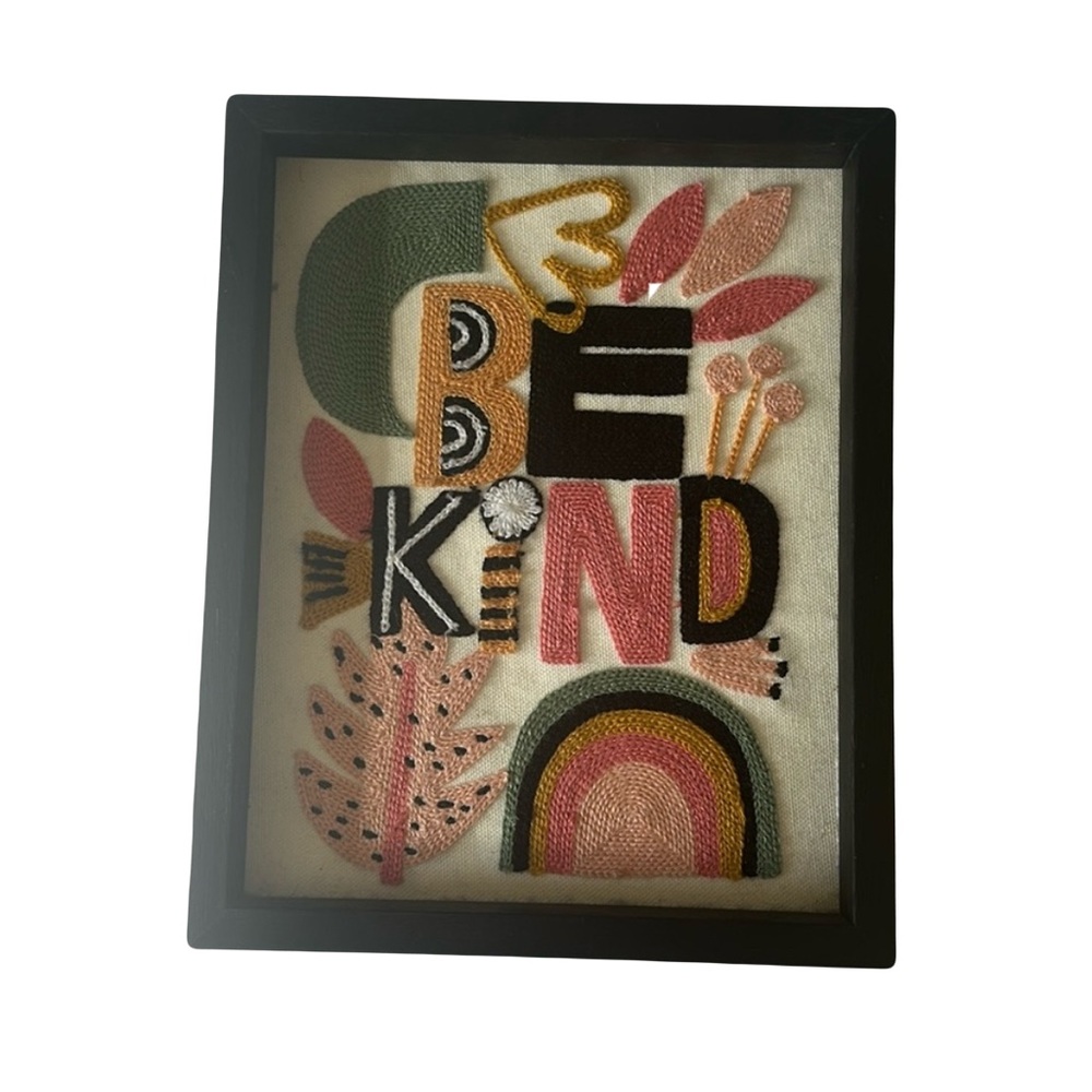 Adorable Be Kind Wall Art Sign
